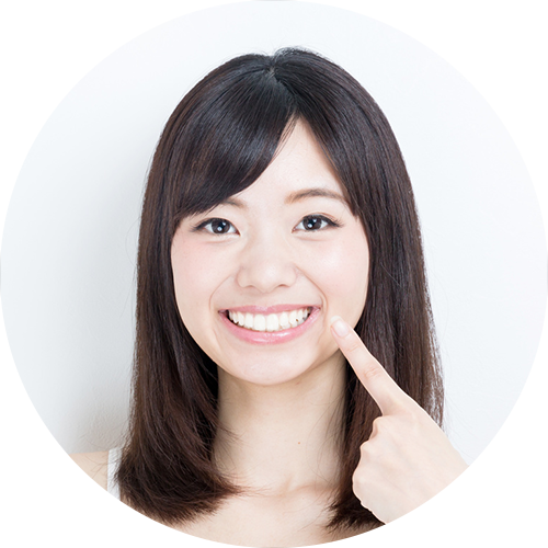 ホワイトングを行った女性のイメージ